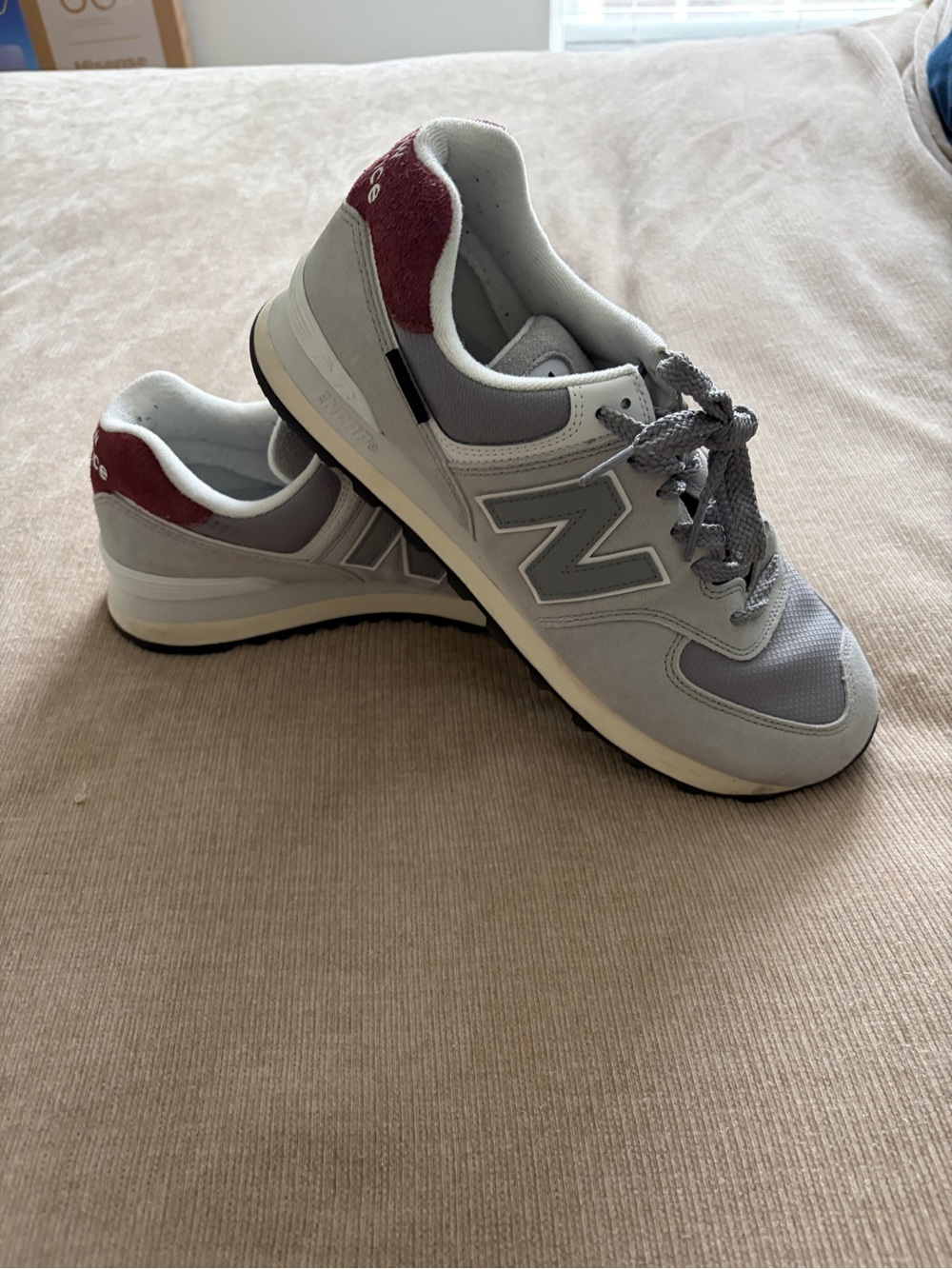 New Balance 574 Men’s Grey & Burgundy Classic Sneaker